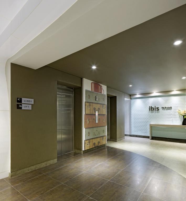 Hotel Ibis Padang Exterior foto